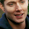 zombieghostorgy: (DEAN ✞ amused.)