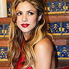 theamazonqueen: (looking up | red lips)
