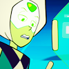 seven: Peridot at a terminal, looking unimpressed. (SU: Go to earth they said.)