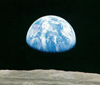 catalenamara: (Earthrise)