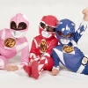 momokodomo: Three kids in ranger cosplay... one of them at least has to be Momoko's... (Lasumi - squealing happy)