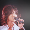 junnosuke: (jin w/ mic)
