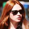 im_with_stupid: (Sonic Specs whuh?)