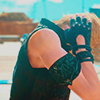 punshots: (✘ stock.)