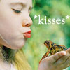 alisanne: (kisses)