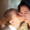 perfectible: (love ⇾ jughead ⇾ kiss cheek)