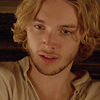 chaos_born: (toby-regbo-reign-2332050)