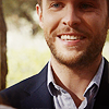 retravel: (look at how handsome my face is)