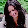 fondofapples: (happy young queen)