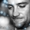 em_kellesvig: David Hewlett smiling with blue bokeh in the background (DHBlueBokeh)