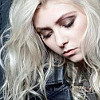 vampirische: taylor momsen looking down pensive (looking down)