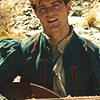 troubledour: (➳ 32 ♥)