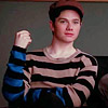 notasinglelady: (Sweater strips)