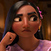 senorita_perfecta: (Aside Glance)