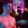fififolle: (Primeval - Ryan (pole dancer))