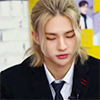 privatechat: (Hyujin (73))