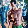 submariner: girl look at that body (no shoes no shirt and i still get servic)