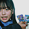 linky: Close up of Rinne holding chemy cards. (Gotchard: Rinne - Hold Cards)