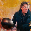 purplecat: Dan from Doctor Who - with a wok. (Who:Dan)