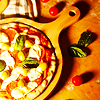 cyare: A pizza margherita with basil leaves (Italy: Pizza)