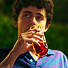 stringstothesoul: (drinking)