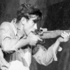ssshhicago: James Dean in "See the Jaguar" (gun, james dean)