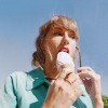 pianogurl330: Swift eating ice cream from a cone (Xmas🎄Gingerbread flying into milk)