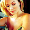 justdidntseeit: (bare shoulder)