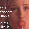 zvi: Chloe Sullivan sucking a lollipop: this fandom sucks, but I like it (fandom)