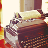dirty_diana: old-fashioned typewriter (typewriter)
