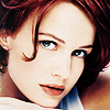 bookblather: Carla Gugino resting her chin on her arm and looking at the camera. (in the heart : lynne : carla gugino)