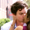batmanschmatman: (Ew gross more kissing. :|)