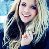 sweetvalleygirl: (frosty)