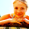 sweetvalleygirl: (beach)