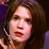 randomling: Natalie (Sports Night) looking a little shocked. (natalie)