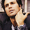 thatsmysecret: ([bruce] chin scratch)