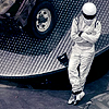 thestig: (...he has two sets of knees)