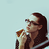 noelia_g: ([irl] katie :: geek girl)