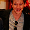 golden_lyre: (giggly)