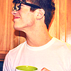 theundapperone: (Scruncy face (Glasses))