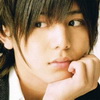 ainosuke: (ainosuke-chin sidelook)