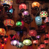 lanterne_rouee: many pretty paper lanterns (many lanterns)