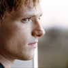 peeta_bread: (the train back)
