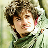 forgottenmotley: (green scarf)