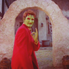 singings: (crumpet)