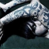 x_dark_siren_x: (but I'm better with a pen)