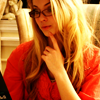 sweetvalleygirl: (considering many options)