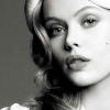 ithinkiwasbornforthis: (beauty)