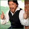 schmerica: ([actor] mcavoy thumbs up!)