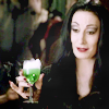 morticia_addams: (absynth makes the heart grow fonder)
